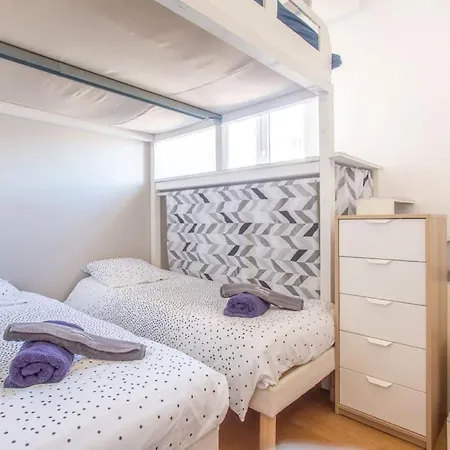 Apartment Cosy For 6/8p Location In Old Antibes