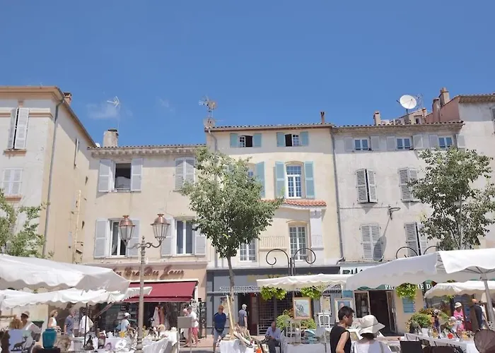 Cosy For 6/8p Location In Old Apartment *