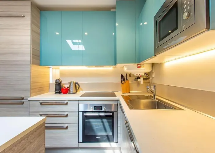 Cosy For 6/8p Location In Old Apartment *