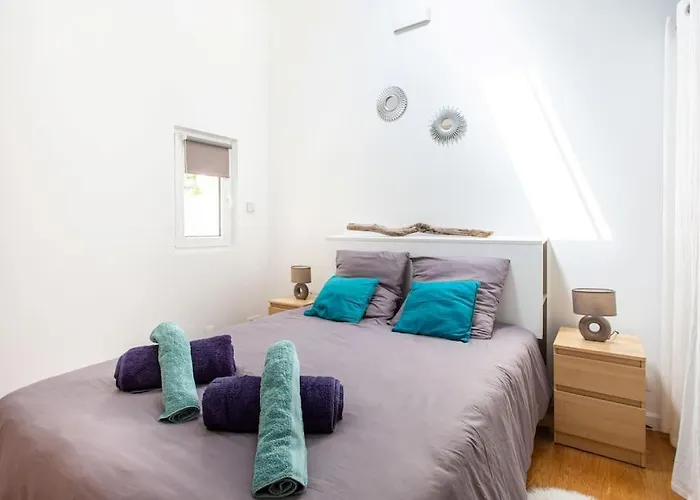 Cosy For 6/8p Location In Old